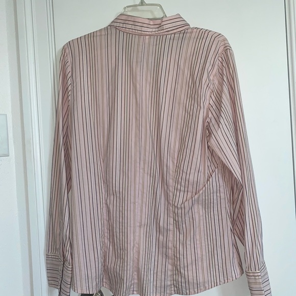 Old Navy Perfect Fit Stretch Womens Pink Striped Casual Collar Shirt - Picture 2 of 3